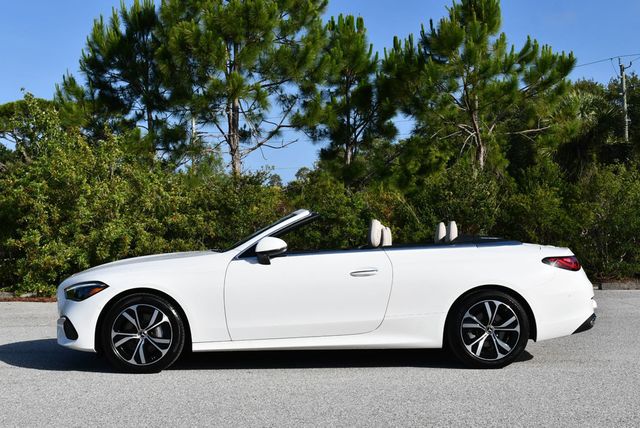 2025 Mercedes-Benz CLE CLE 300 4MATIC Cabriolet W/Navigation - 23029279 - 32