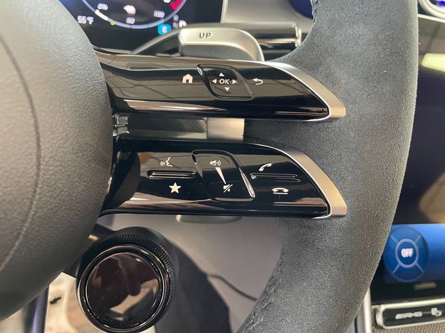 2025 Mercedes-Benz C-Class AMG C 63 S E Performance Sedan - 23102063 - 31