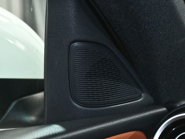 2025 Mercedes-Benz C-Class C 300 - 23004772 - 32