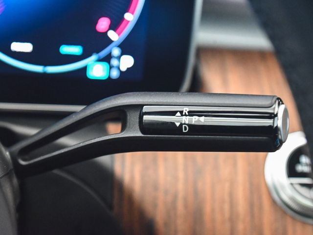 2025 Mercedes-Benz C-Class C 300 - 22957869 - 24