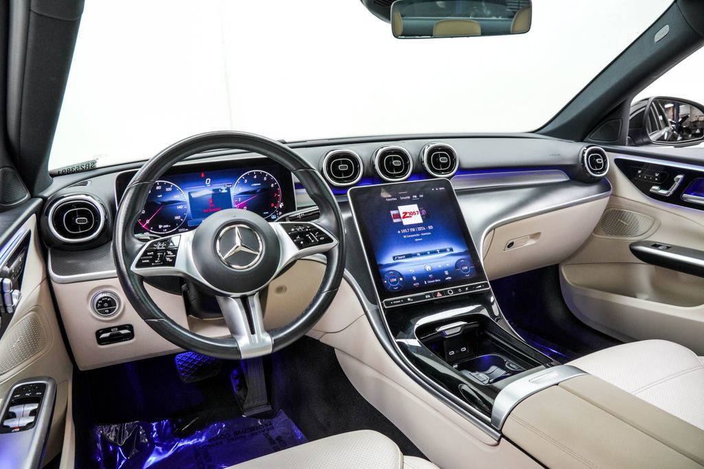 Mercedes-Benz C300 photo 3