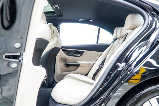 2025 Mercedes-Benz C-Class C 300 4MATIC Sedan - 23071472 - 39
