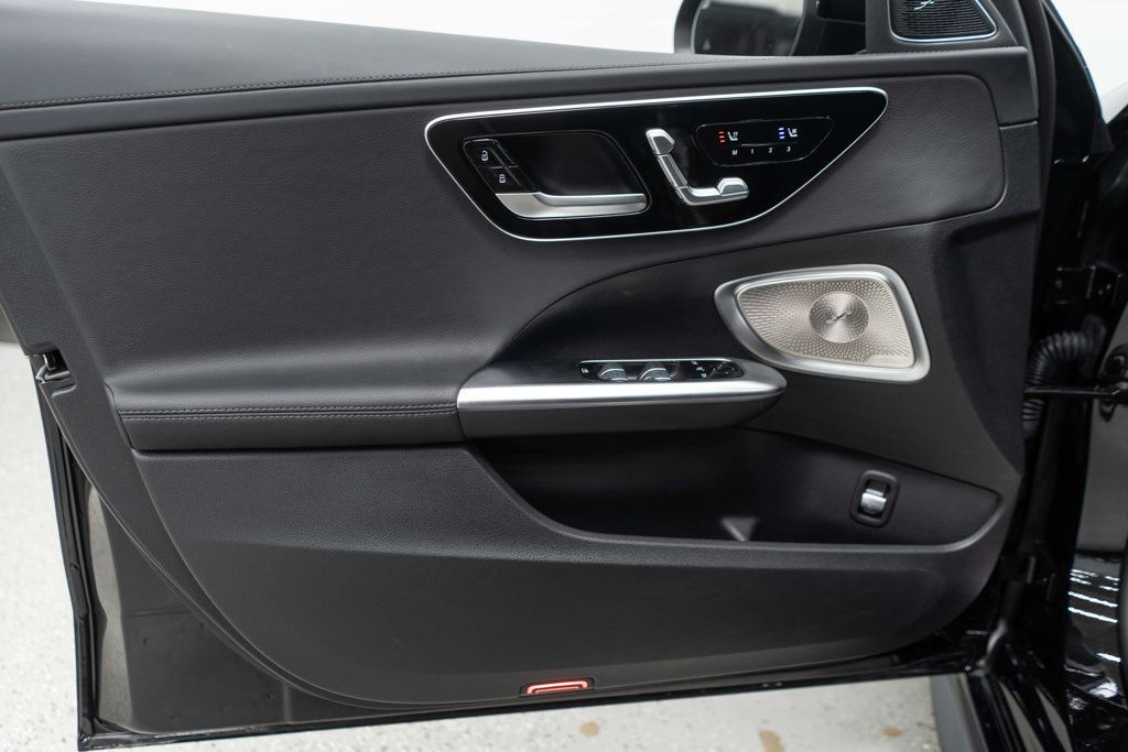 2025 Mercedes Benz C 300 4MATIC Sedan photo 14