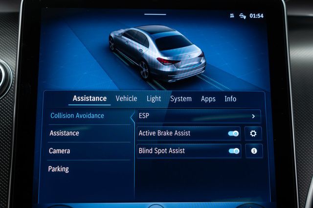 2025 Mercedes-Benz C-Class C 300 4MATIC Sedan - 22906327 - 34