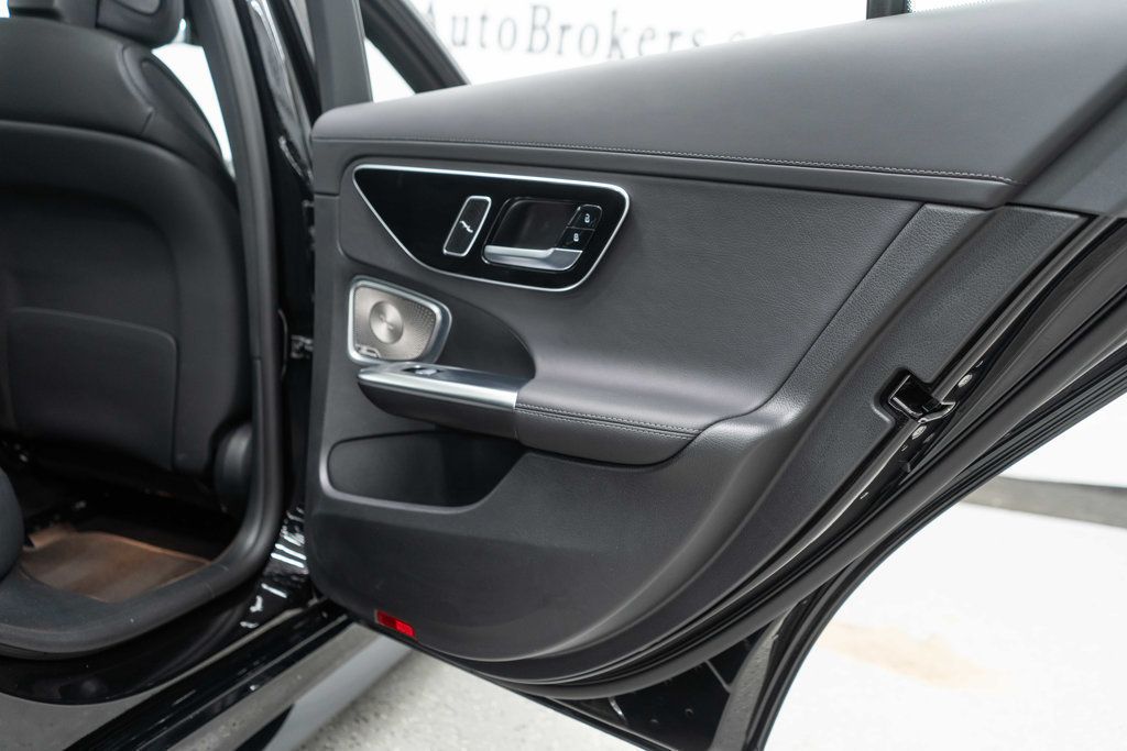 2025 Mercedes Benz C 300 4MATIC Sedan photo 36