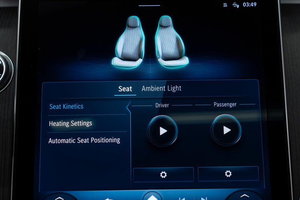 2025 Mercedes Benz C 300 4MATIC Sedan photo 28