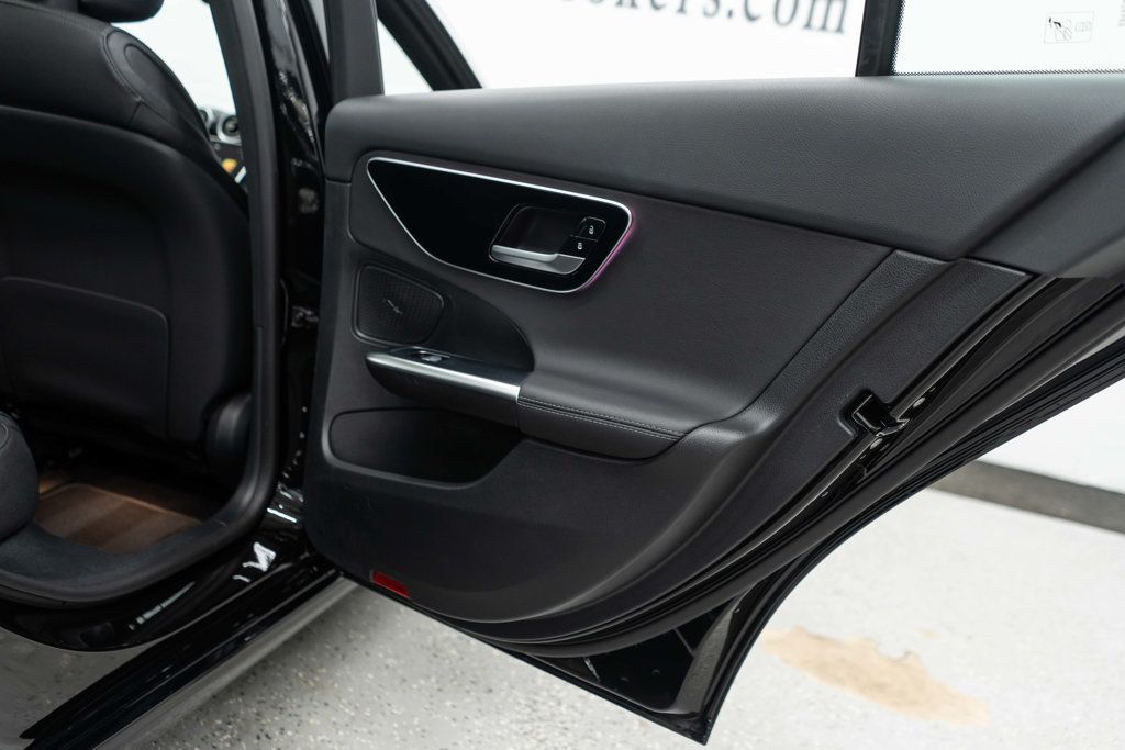2025 Mercedes Benz C 300 4MATIC Sedan photo 30
