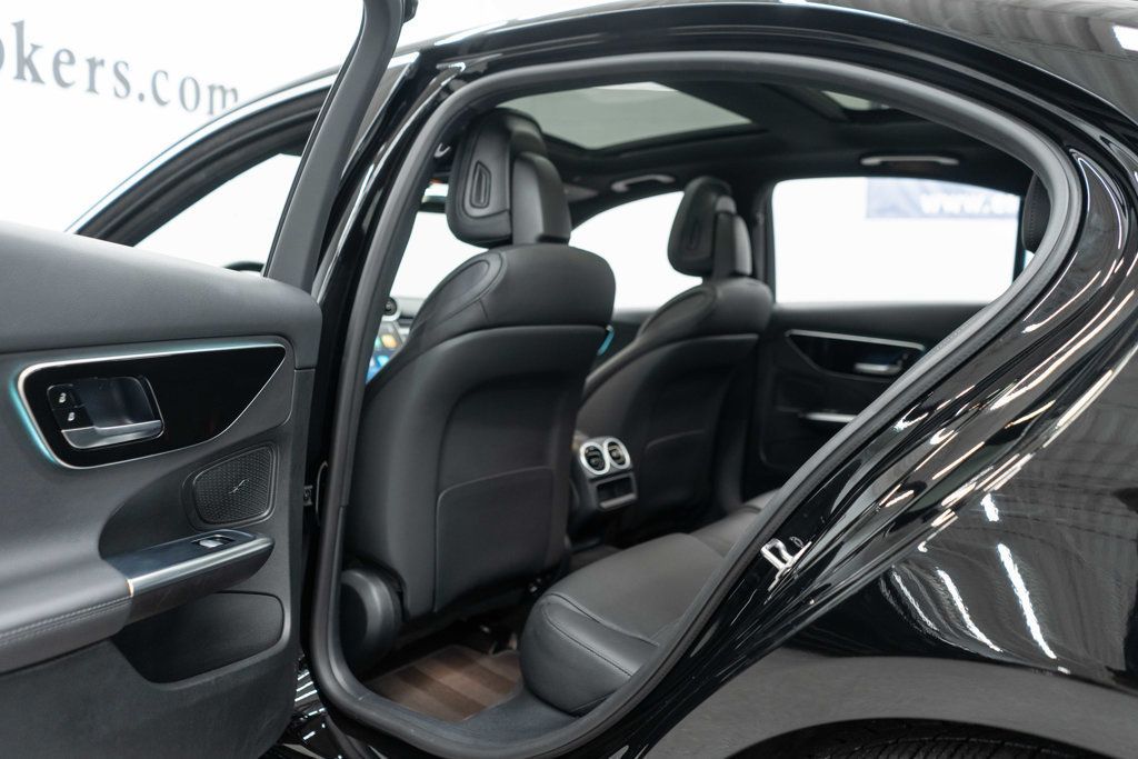 2025 Mercedes Benz C 300 4MATIC Sedan photo 32