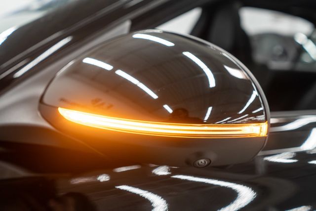 2025 Mercedes-Benz C-Class C 300 4MATIC Sedan - 22942087 - 50