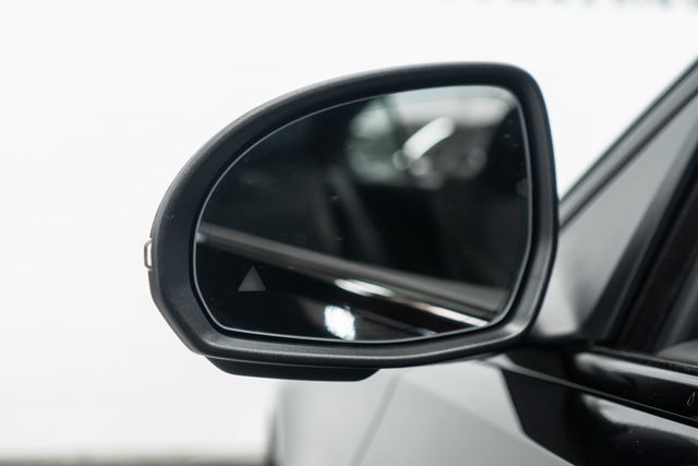 2025 Mercedes-Benz C-Class C 300 4MATIC Sedan - 22942087 - 51