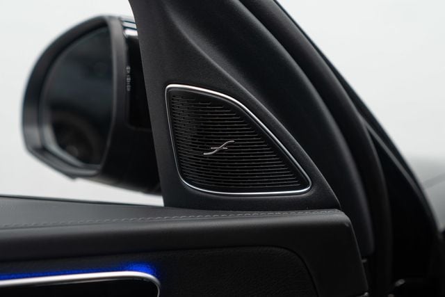 2025 Mercedes-Benz C-Class C 300 4MATIC Sedan - 22942087 - 52