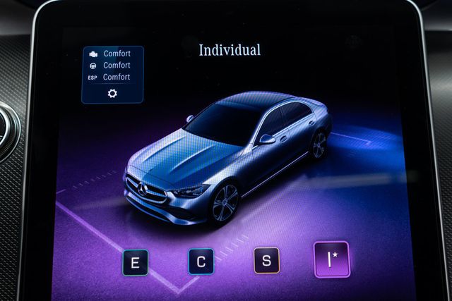 2025 Mercedes-Benz C-Class C 300 4MATIC Sedan - 23056458 - 23