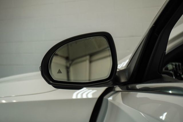 2025 Mercedes-Benz C-Class C 300 Sedan - 23045051 - 40