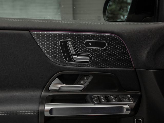 2025 Mercedes-Benz EQB EQB 300 4MATIC SUV - 22980639 - 23