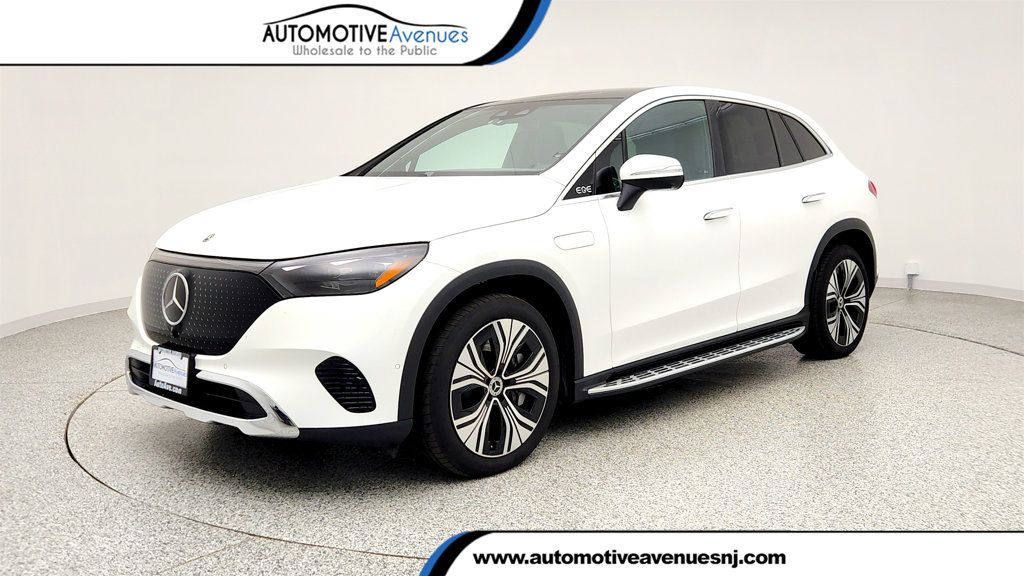 2025 Mercedes-Benz EQE EQE 350+ SUV, Exclusive w/ DIGITAL LIGHT & Driver Assistance - 23005663 | Video 1