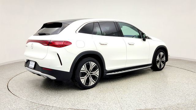 2025 Mercedes-Benz EQE EQE 350+ SUV, Exclusive w/ DIGITAL LIGHT & Driver Assistance - 23005663 - 4
