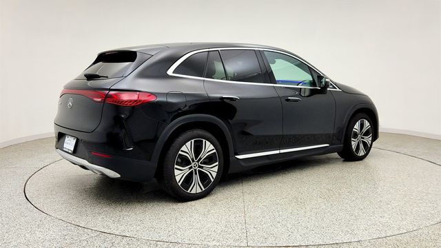 2025 Mercedes-Benz EQE EQE 350+ SUV w/ Driver Assistance Pkg & DIGITAL LIGHT Pkg - 23041470 - 4