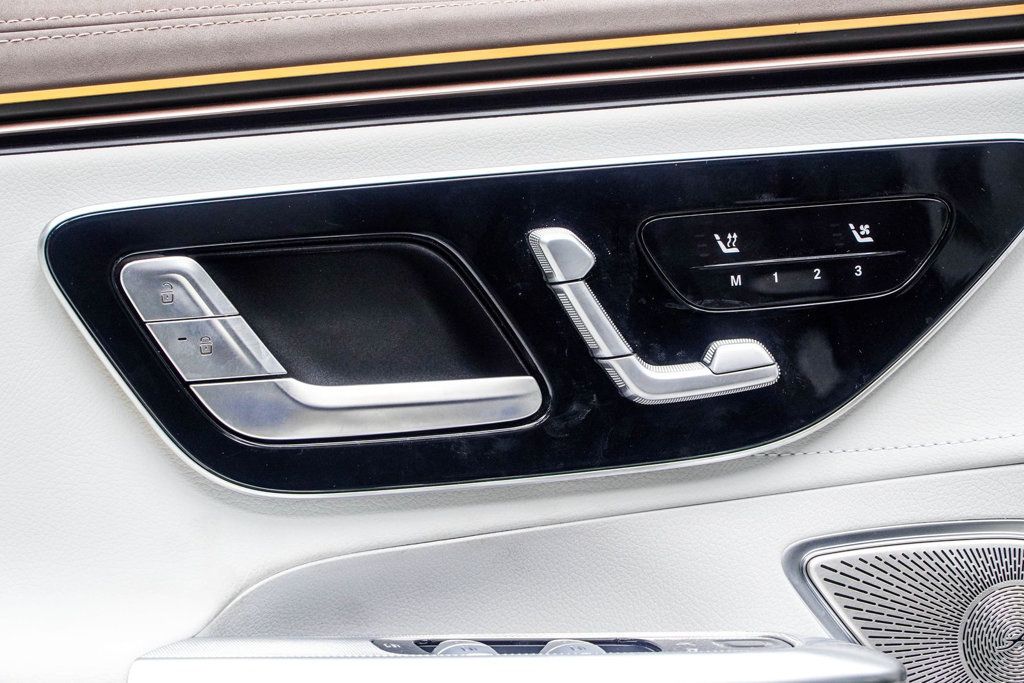 Mercedes-Benz EQE photo 32