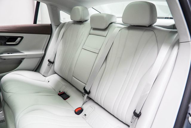 2025 Mercedes-Benz EQE EQE 500 4MATIC Sedan - 23007642 - 39