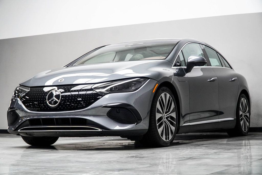 Mercedes-Benz EQE photo 9