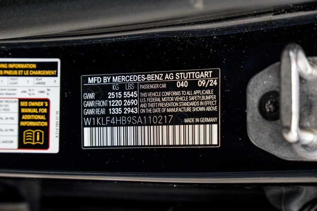 Mercedes-Benz E-Class photo 45
