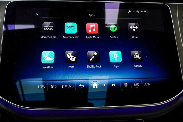 2025 Mercedes-Benz E-Class E 350 4MATIC Sedan - 22896027 - 20