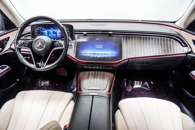 2025 Mercedes-Benz E-Class E350 4MATIC's photo
