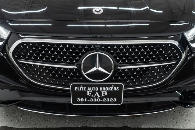 2025 Mercedes-Benz E-Class E 350 4MATIC Sedan - 22935169 - 45