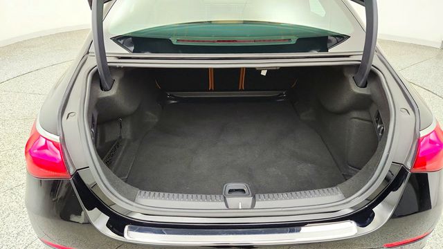 2025 Mercedes-Benz E-Class E 450 4MATIC Sedan - 23093312 - 21