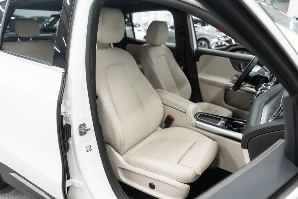 2025 Mercedes Benz GLA 250 4MATIC photo 6