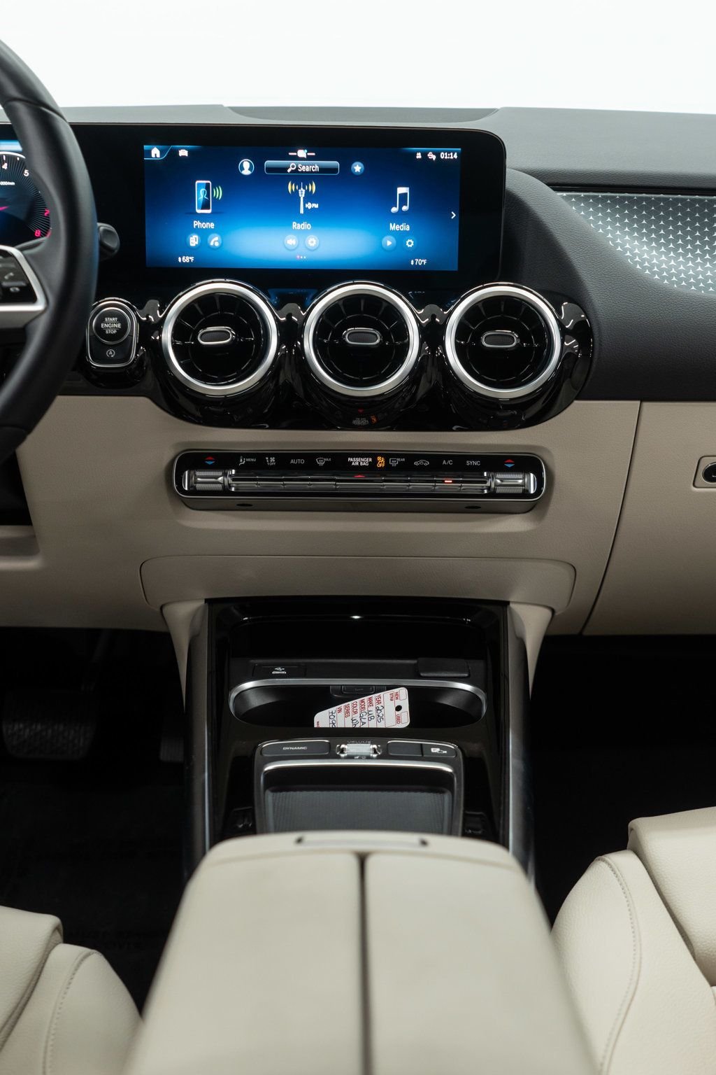 2025 Mercedes Benz GLA 250 4MATIC photo 13