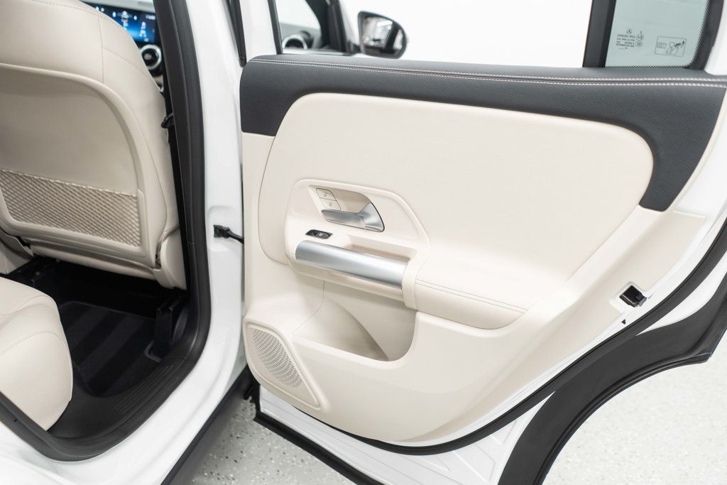 2025 Mercedes Benz GLA 250 4MATIC photo 18
