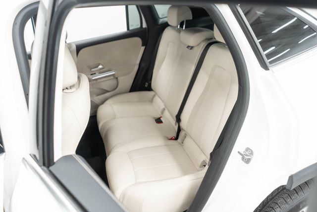 2025 Mercedes-Benz GLA GLA 250 4MATIC SUV - 22904718 - 26