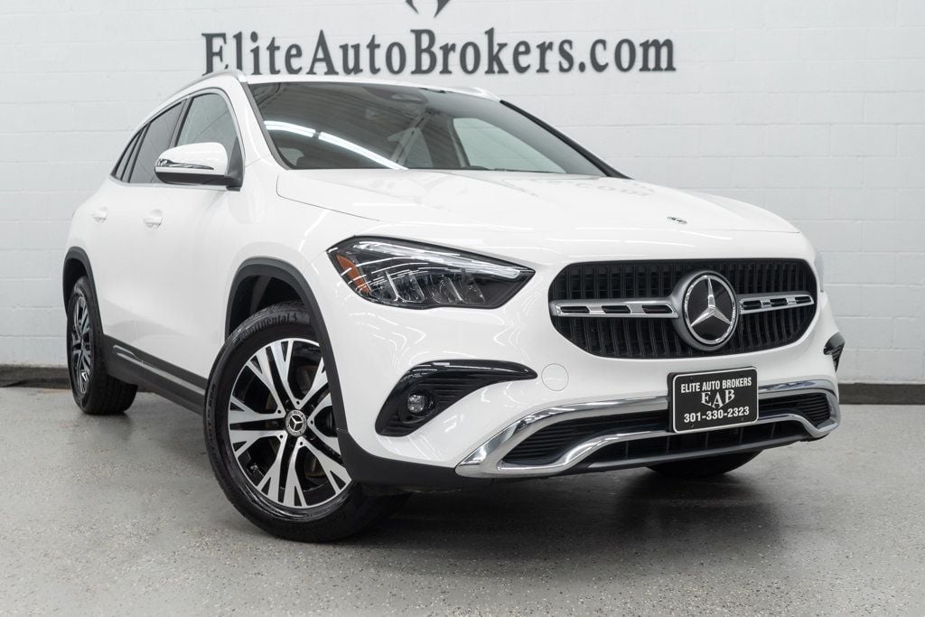 2025 Mercedes Benz GLA 250 4MATIC photo 3