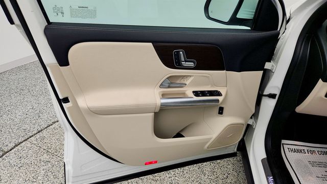 2025 Mercedes-Benz GLA GLA 250 SUV w/ Exclusive Package & Panoramic Sliding Sunroof - 22999634 - 10