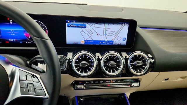 2025 Mercedes-Benz GLA GLA 250 SUV w/ Exclusive Package & Panoramic Sliding Sunroof - 22999634 - 15