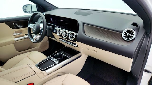 2025 Mercedes-Benz GLA GLA 250 SUV w/ Exclusive Package & Panoramic Sliding Sunroof - 22999634 - 23