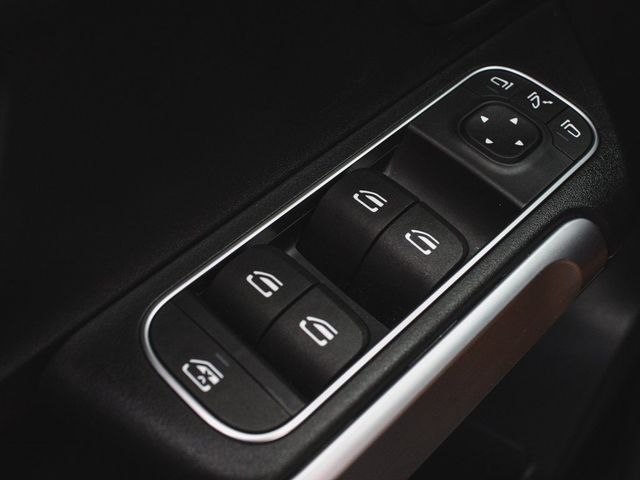 2025 Mercedes-Benz GLB GLB 250 - 22915308 - 8