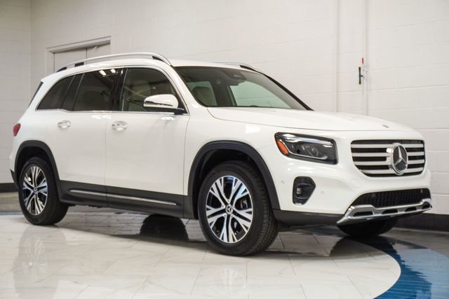 2025 Mercedes-Benz GLB GLB 250 4MATIC SUV - 23045570 - 4
