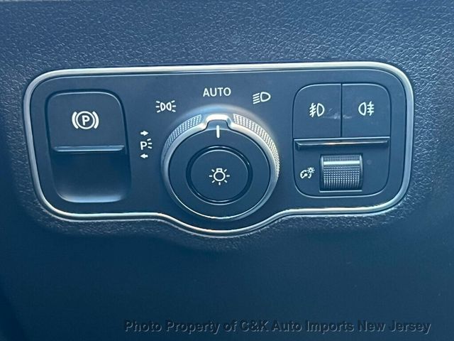 2025 Mercedes-Benz GLB GLB 250 4MATIC SUV - 22954497 - 25