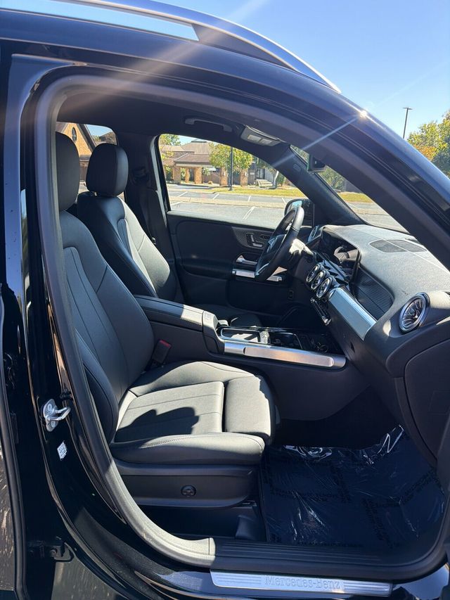 2025 Mercedes-Benz GLB GLB 250 SUV - 23091743 - 12