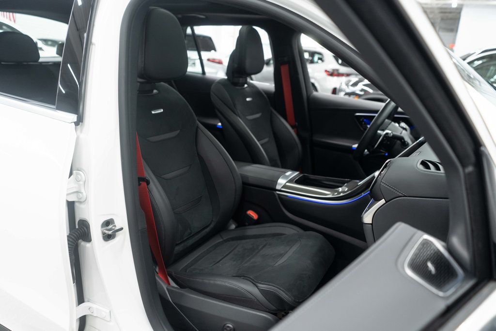 Mercedes-Benz GLC photo 11
