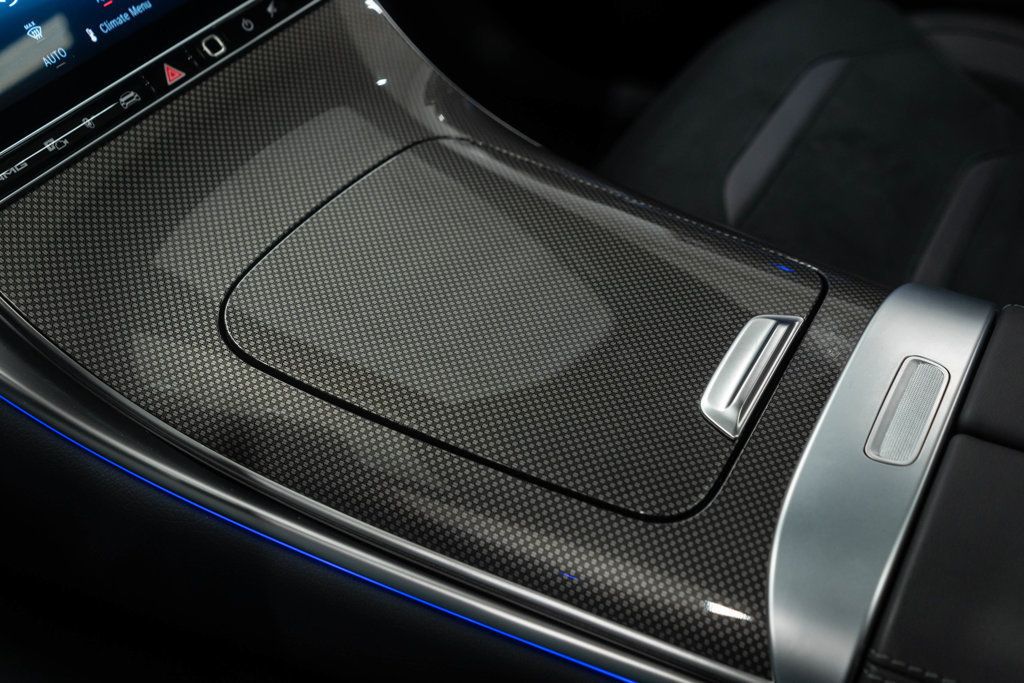 Mercedes-Benz GLC photo 24