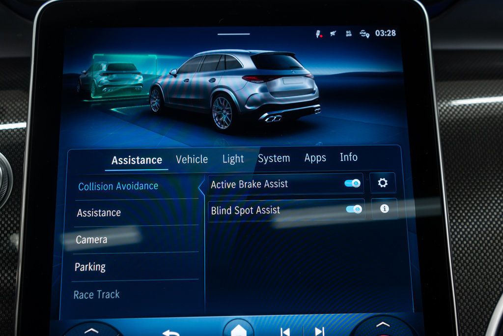 Mercedes-Benz GLC photo 33