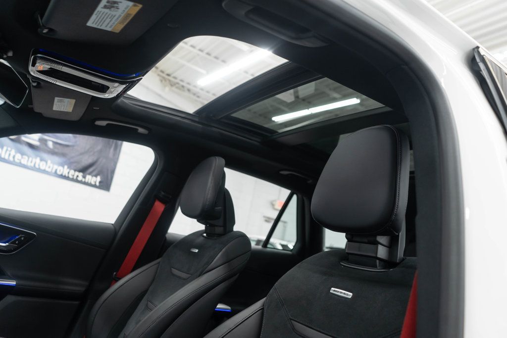 Mercedes-Benz GLC photo 8
