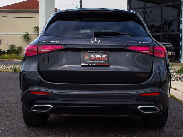 2025 Mercedes-Benz GLC