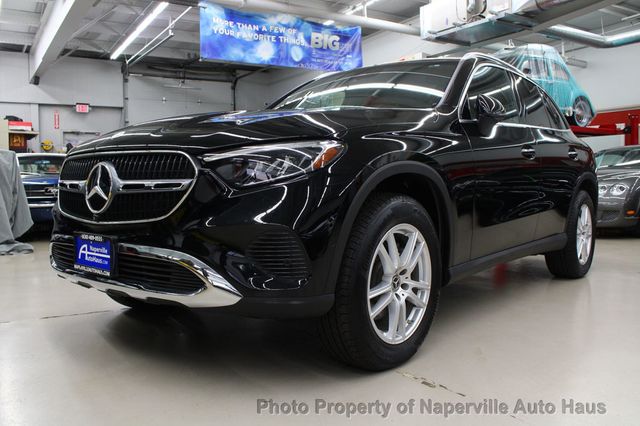 2025 Mercedes-Benz GLC Base - Photo 2