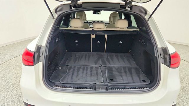 2025 Mercedes-Benz GLC GLC 300 4MATIC SUV w/ Panorama Sunroof & 19'' Wheels - 23068404 - 20
