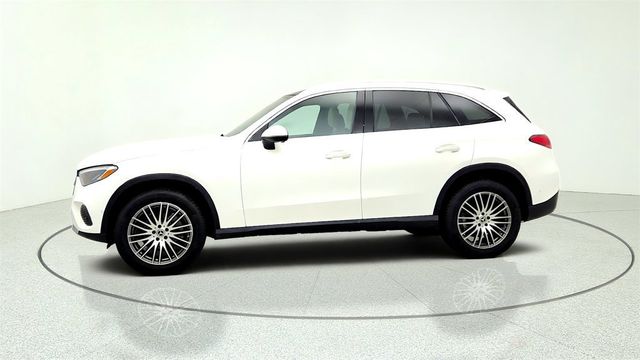 2025 Mercedes-Benz GLC GLC 300 4MATIC SUV w/ Panorama Sunroof & 19'' Wheels - 23068404 - 7