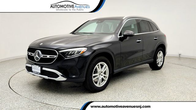 2025 Mercedes-Benz GLC GLC 300 4MATIC SUV w/ Panorama Sunroof & Ventilated Front Seats - 23019149 - 0